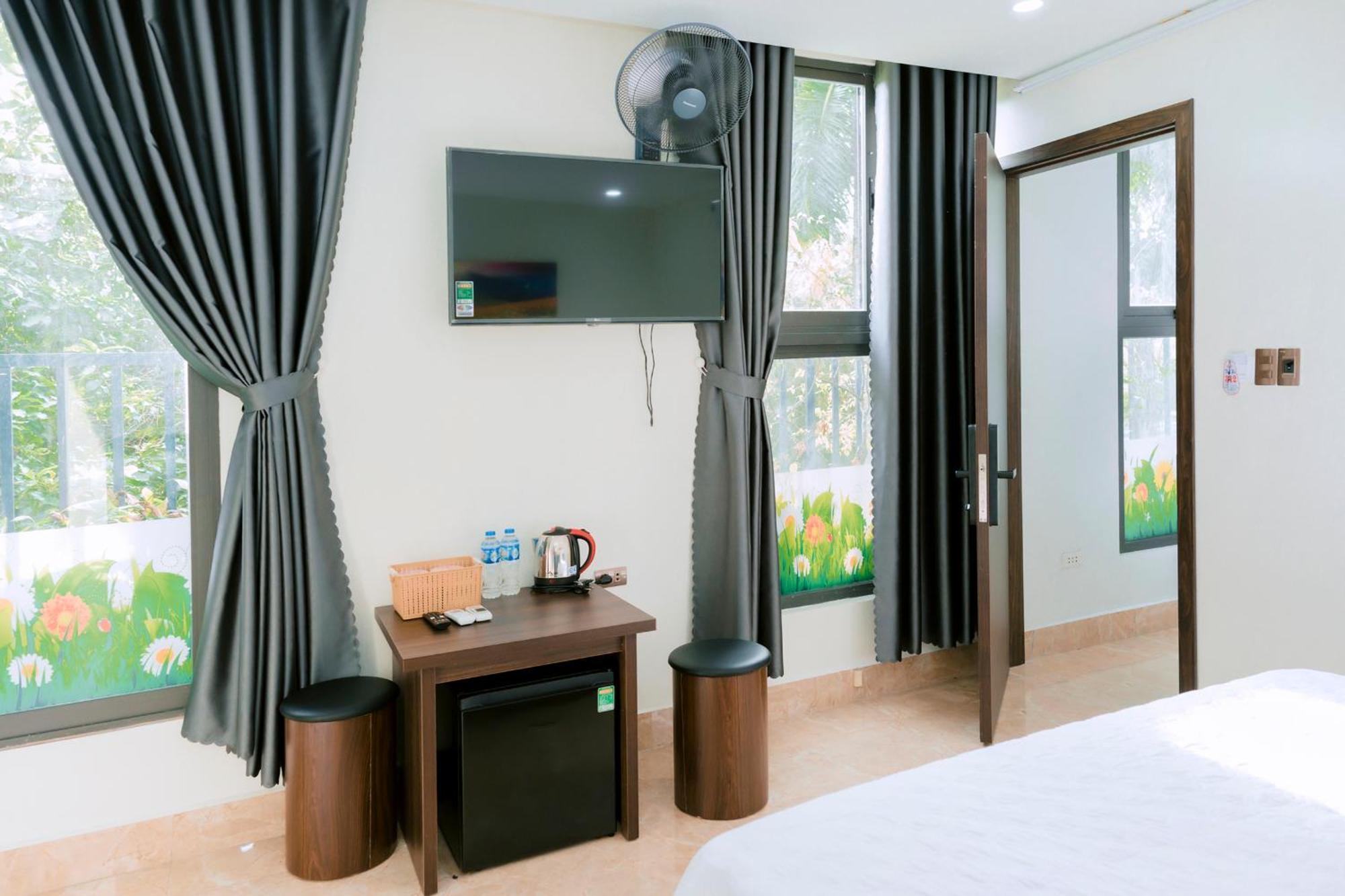 Thu Ha Hotel Uong Bi Ngoại thất bức ảnh